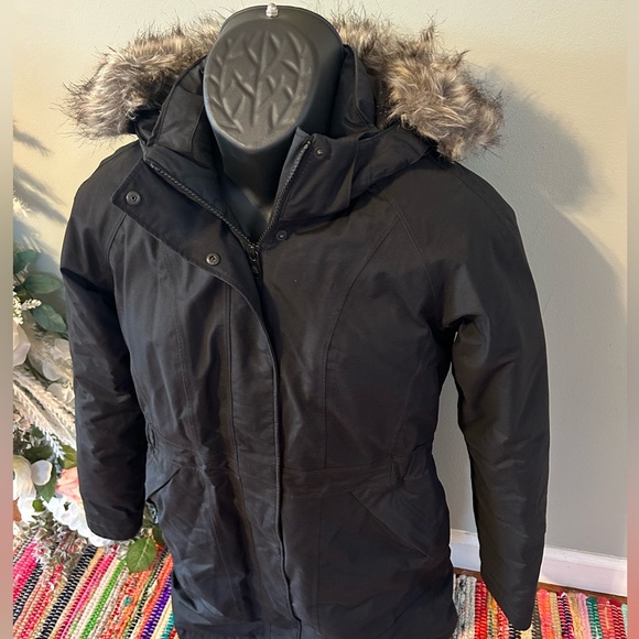 NEW The North Face Long Hooded Jacket Faux Fur Winter Snow Coat Black Small - Picture 2 of 6
